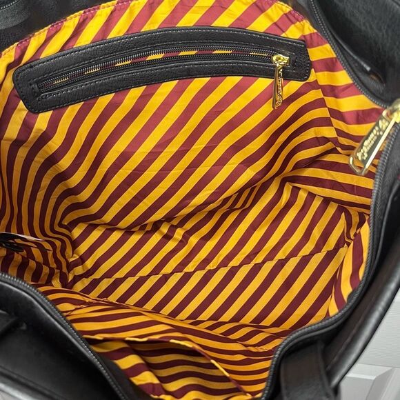 Harry Potter Gryffindor Loungefly Wizard Zip Top Large Tote Gray Burgundy HP Gla - Picture 9 of 11